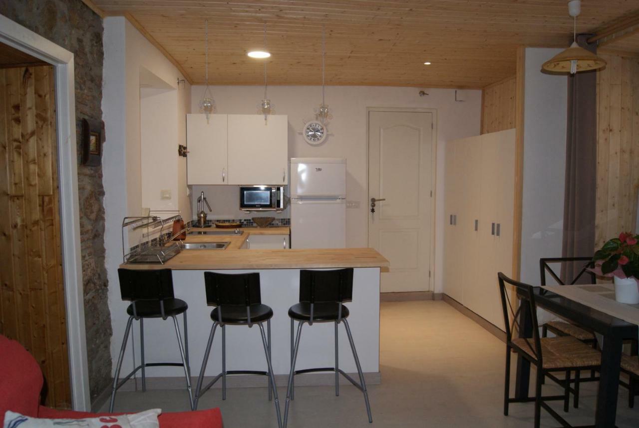 Apartament Codina 40 Appartamento Torroella de Montgrí Esterno foto