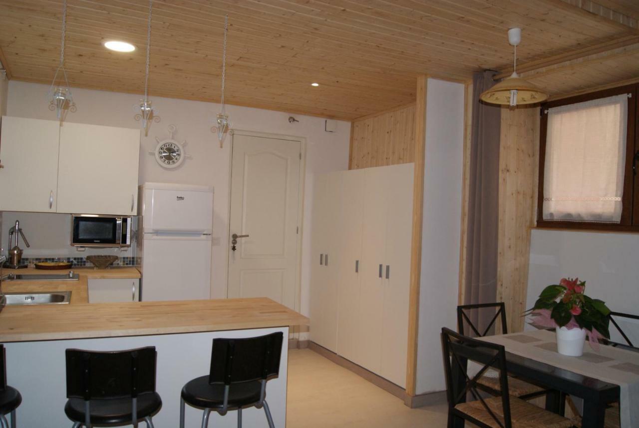 Apartament Codina 40 Appartamento Torroella de Montgrí Esterno foto