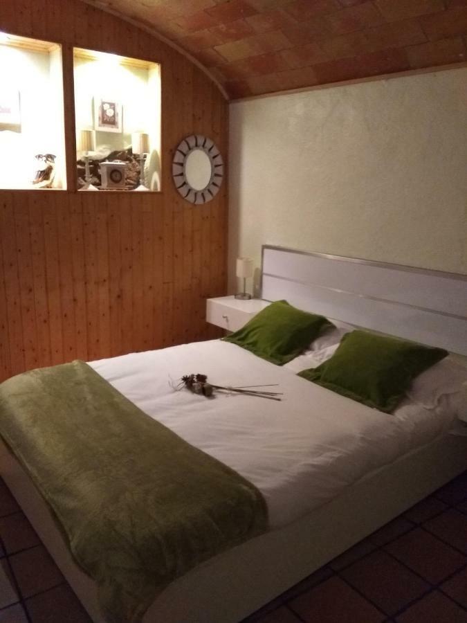 Apartament Codina 40 Appartamento Torroella de Montgrí Esterno foto