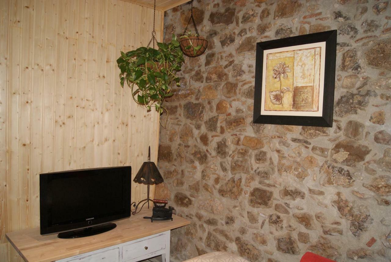 Apartament Codina 40 Appartamento Torroella de Montgrí Esterno foto